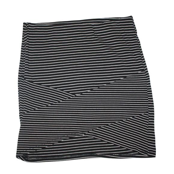 Heart & Hips Women's Medium Black/White Striped Mini Skirt Elastic Waist Stretch - Picture 1 of 4